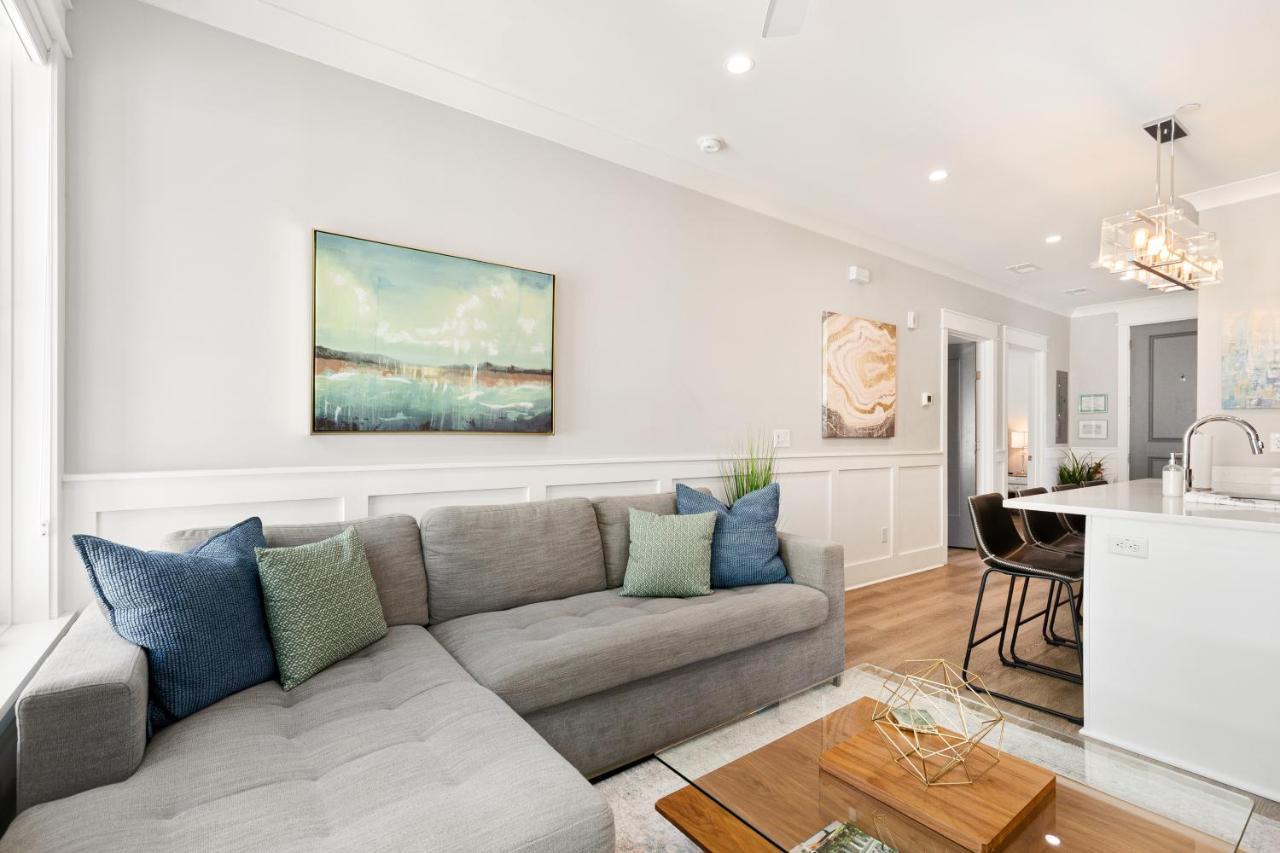 The Azalea Suite At 124 Spring Чарлстън Екстериор снимка